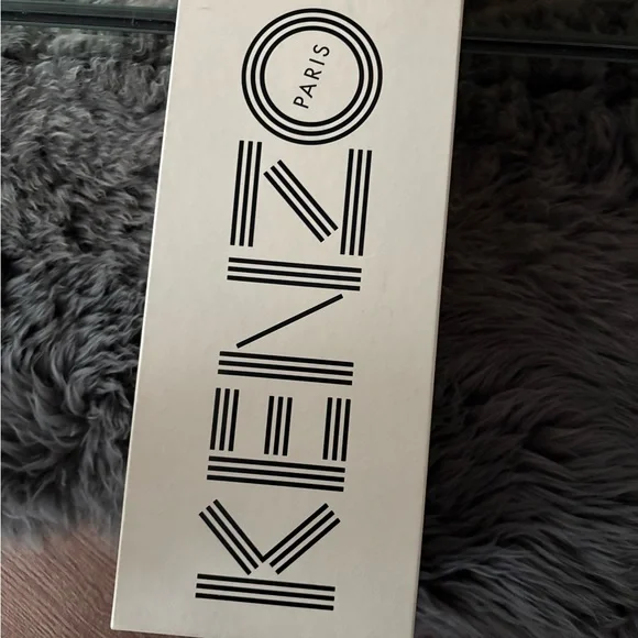 Kenzo 💞Pool Slides 🩴 - Picture 4 of 5